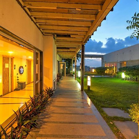 Hotel Urban Asia Καλκούτα Εξωτερικό φωτογραφία