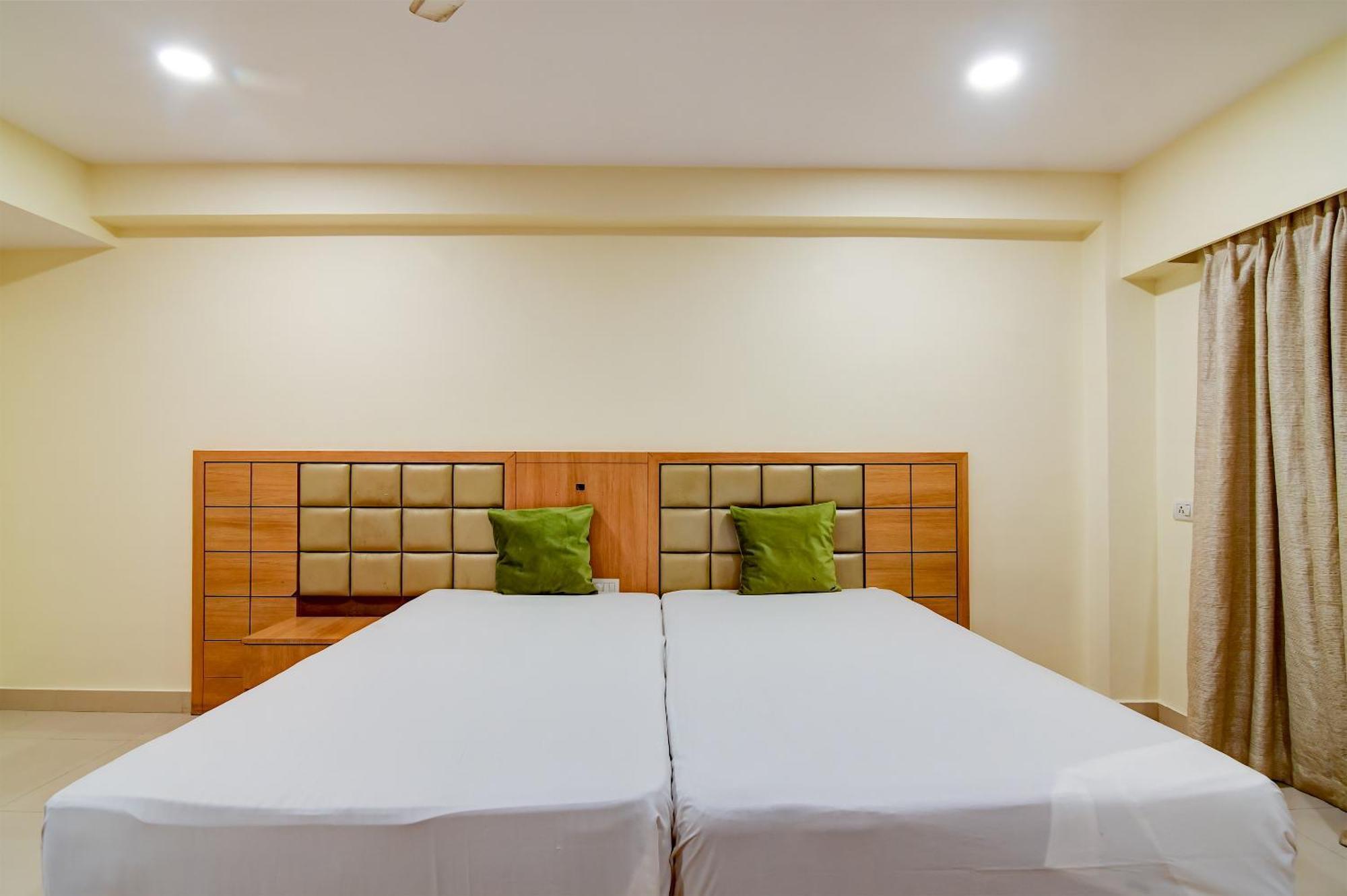 Hotel Urban Asia Καλκούτα Εξωτερικό φωτογραφία